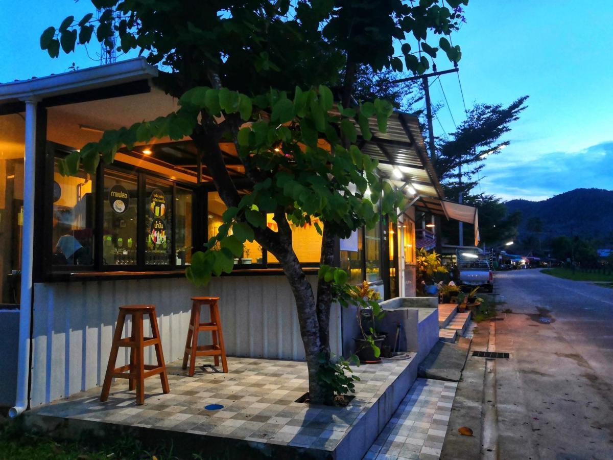 Backpack Hostel Kohyaoyai Ko Yao Dış mekan fotoğraf